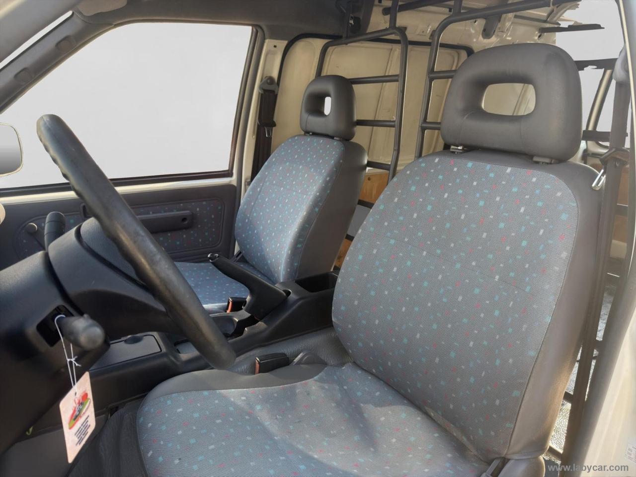 Vanette Cargo 2.3 D PL Furg. Vtr.