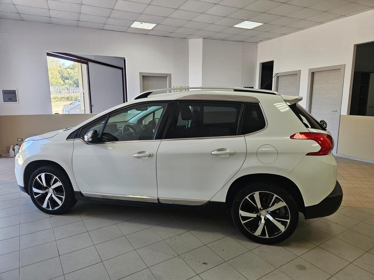 Peugeot 2008 1.6 e-HDi 115 CV Stop&Start Allure