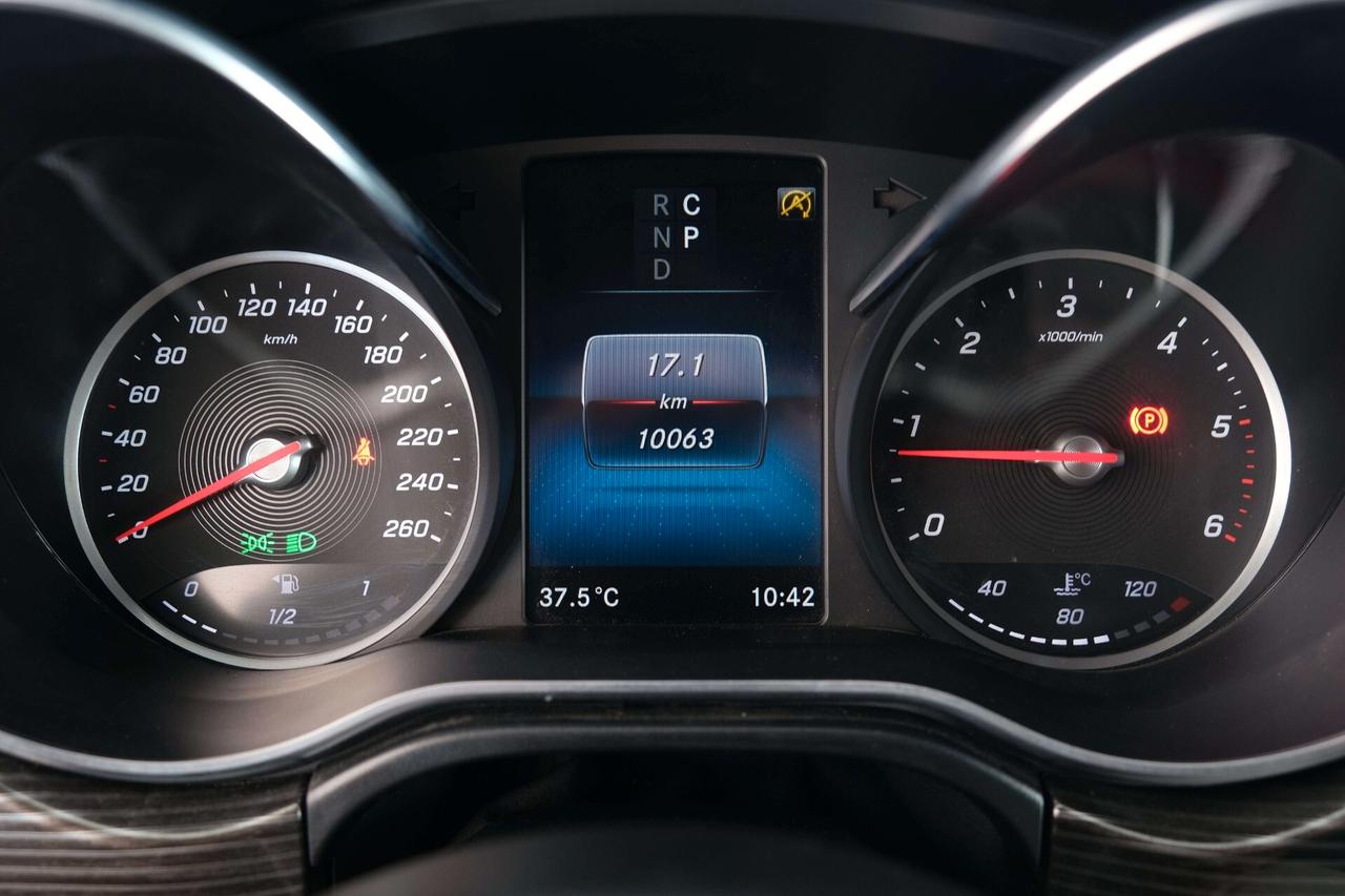 Mercedes-benz V 250D Premium Extralong IVA Esposta