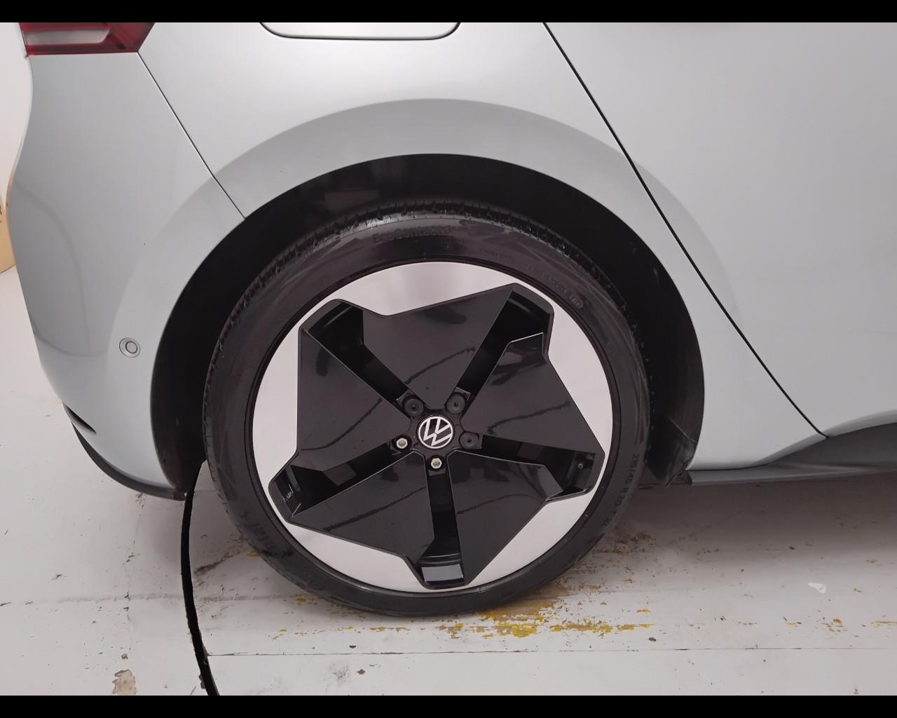 VOLKSWAGEN ID.3 2023 - ID.3 77 kWh Tour 204cv