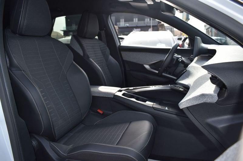 Peugeot 3008 Hybrid 145 Allure e-DCS 6