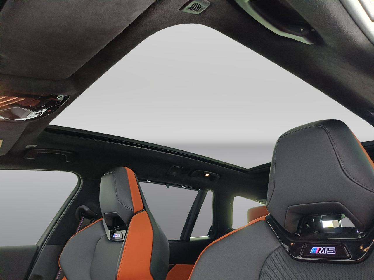 BMW M5 Touring 4.4 727cv auto