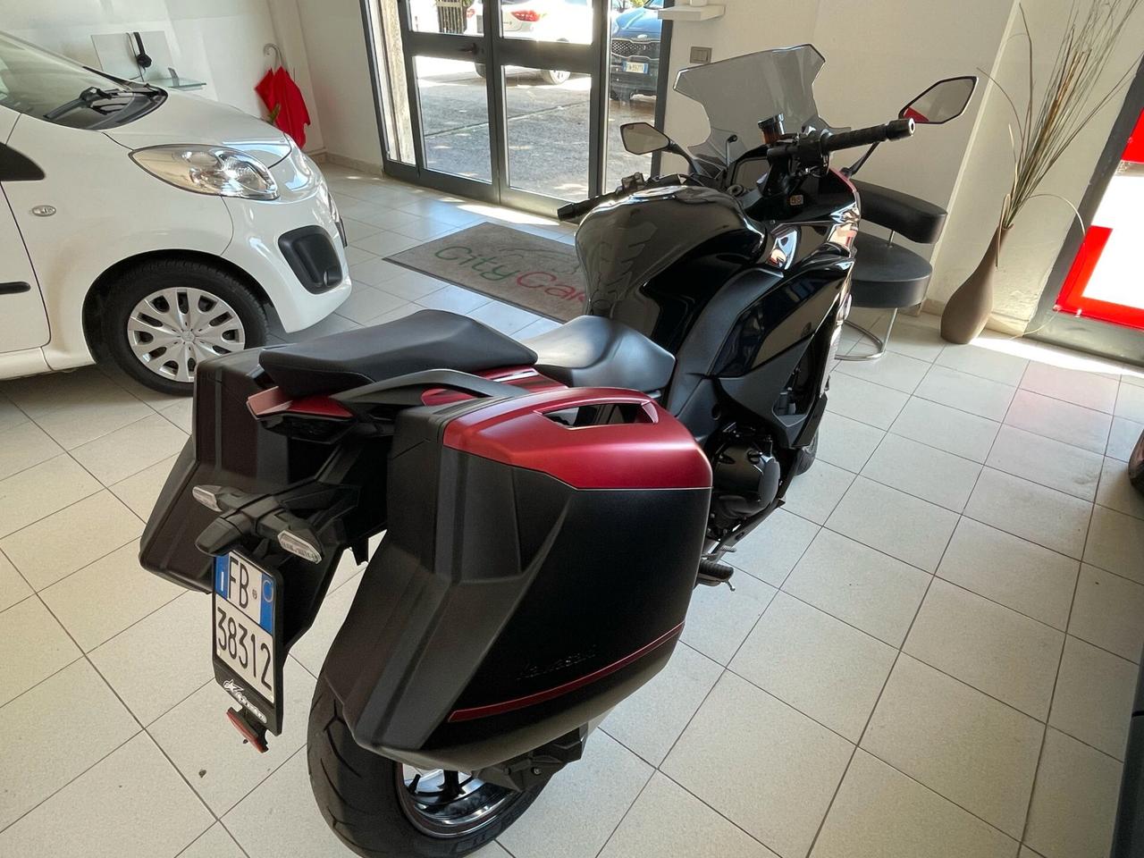 Kawasaki Ninja 1000 SX