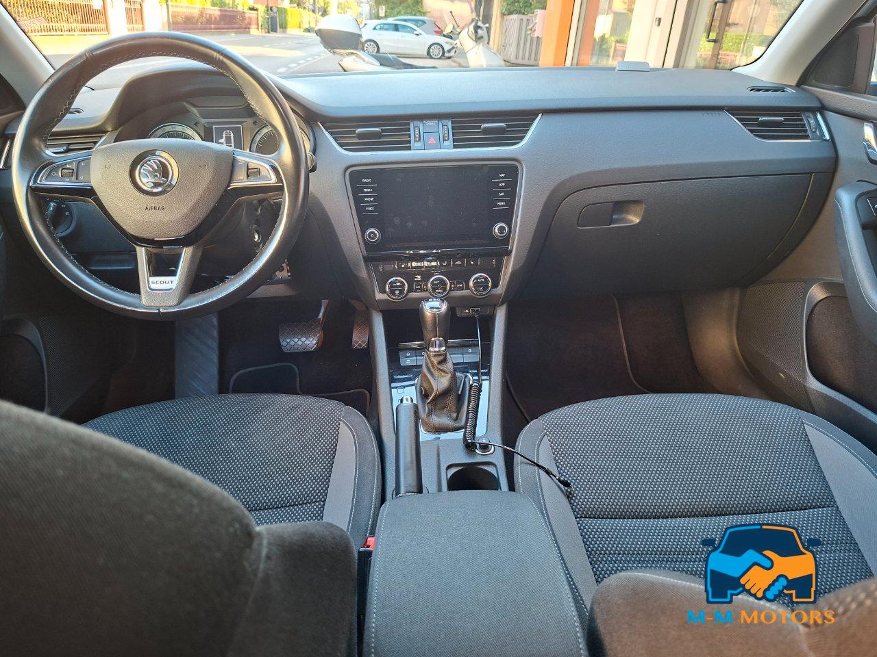 Skoda Octavia Wagon 2.0 tdi Scout 4x4 dsg 7 mt.