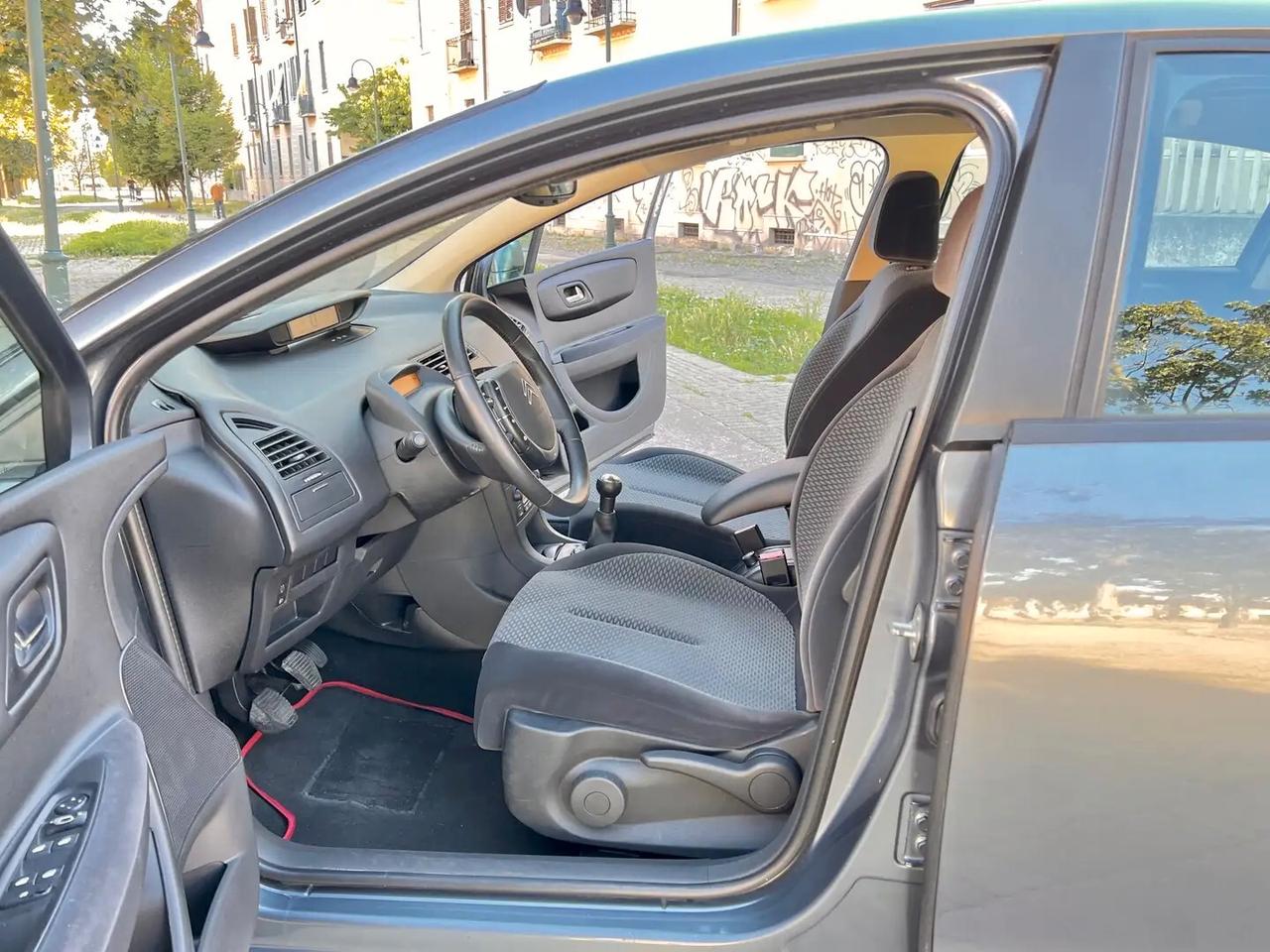 Citroen C4 5 Porte 1.6 16v 110cv Elegance