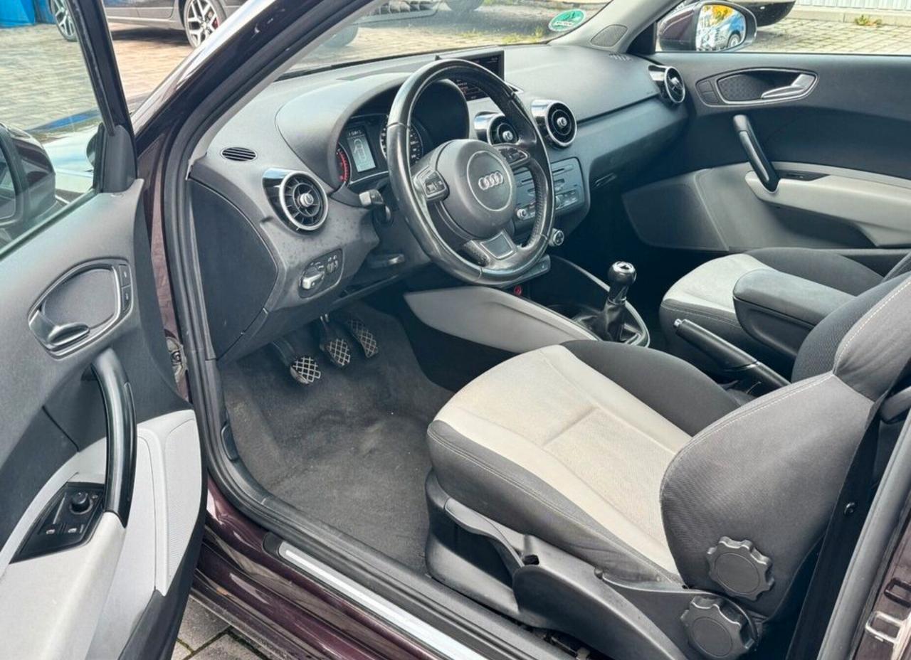 Audi A1 1.4 TFSI Attraction