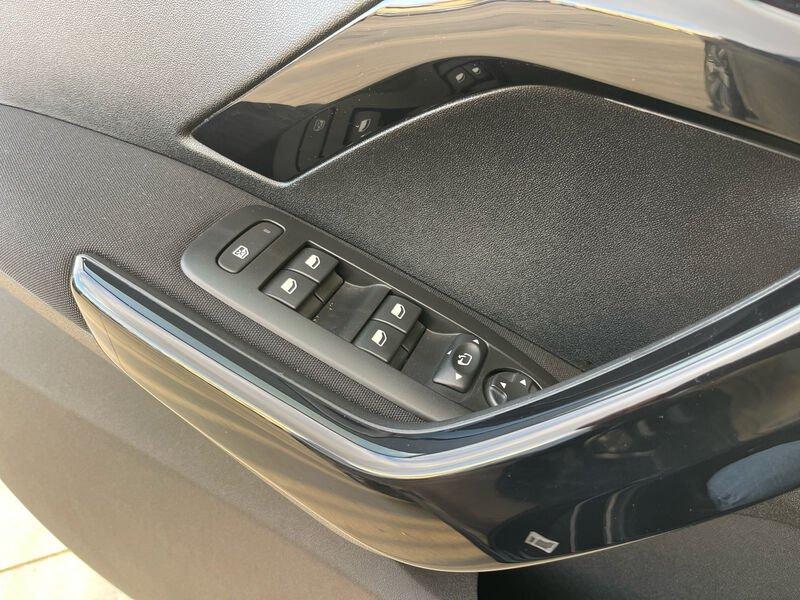 Peugeot 208 Allure BlueHDi 75cv