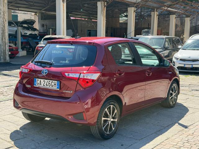 TOYOTA Yaris 1.5 Hybrid 5 porte Business