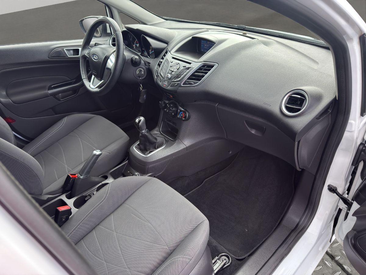 FORD - Fiesta - 1.5 TDCi 75 CV 5p. Black & White Edition