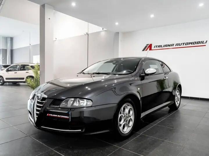 Alfa Romeo GT 1.8 16V TS Distinctive