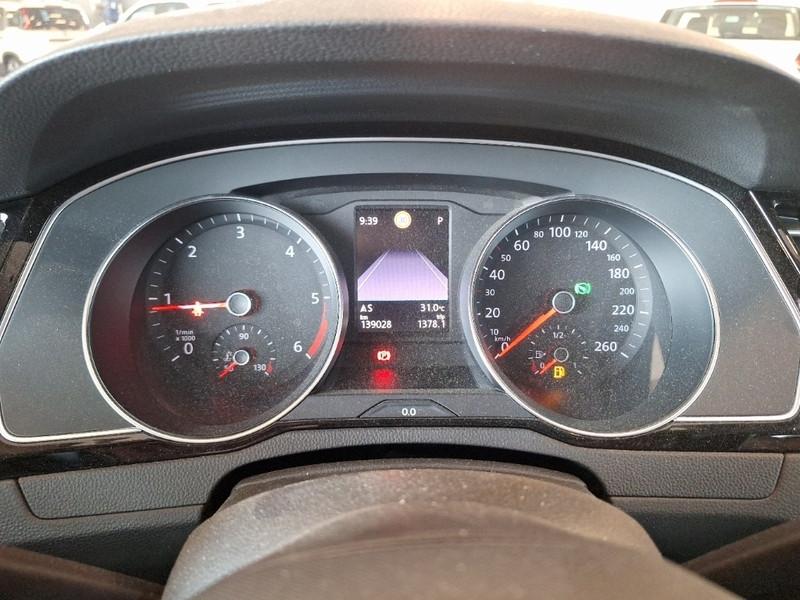 VOLKSWAGEN PASSAT VARIANT 2.0 TDI SCR EVO 110KW BUSINESS DSG STATION WAGON