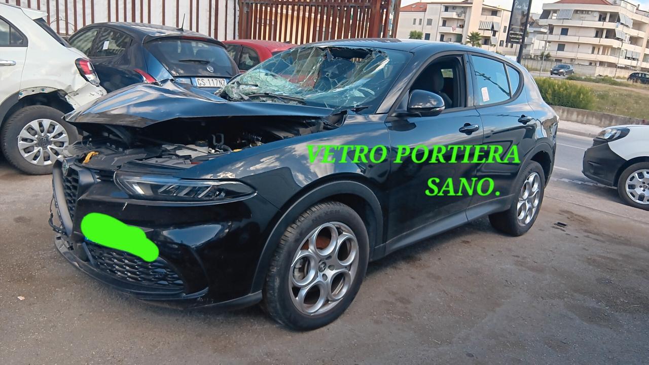 Alfa Romeo Tonale incidentata sinistrata mondialcars 023