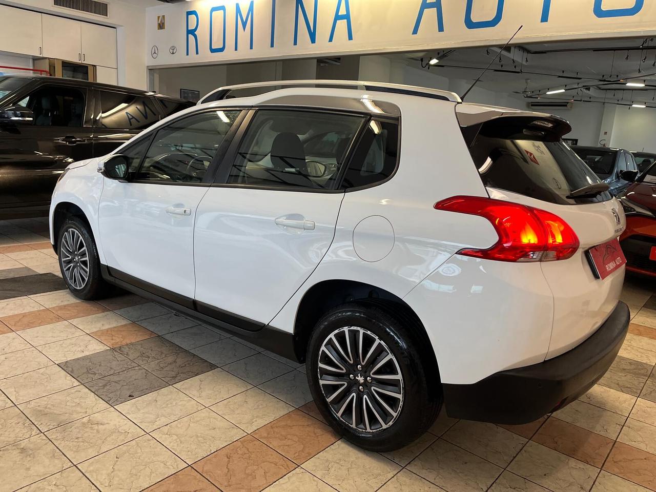 Peugeot 2008 PureTech 82 ETG5 S&S Allure