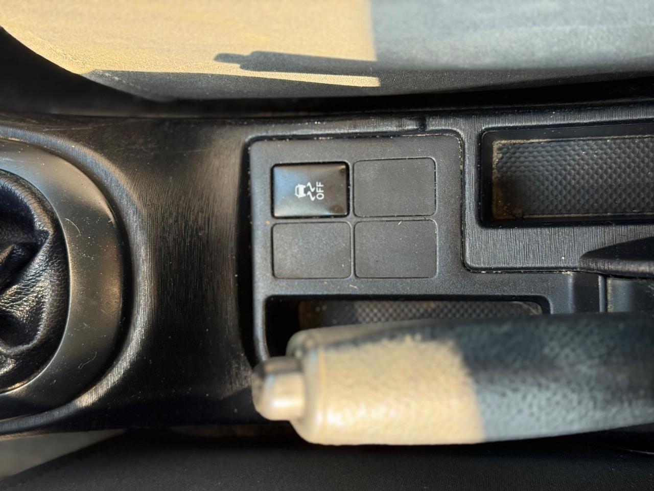 Toyota Yaris 1.0 benzina 69 cv 5 porte