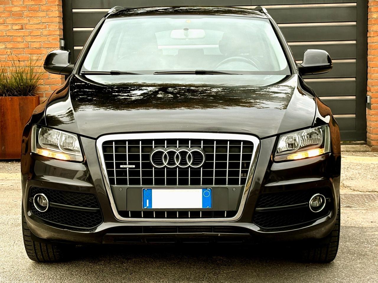 Audi Q5 2.0D aut. "S-line" int/est-Pelle,Nav-FULL
