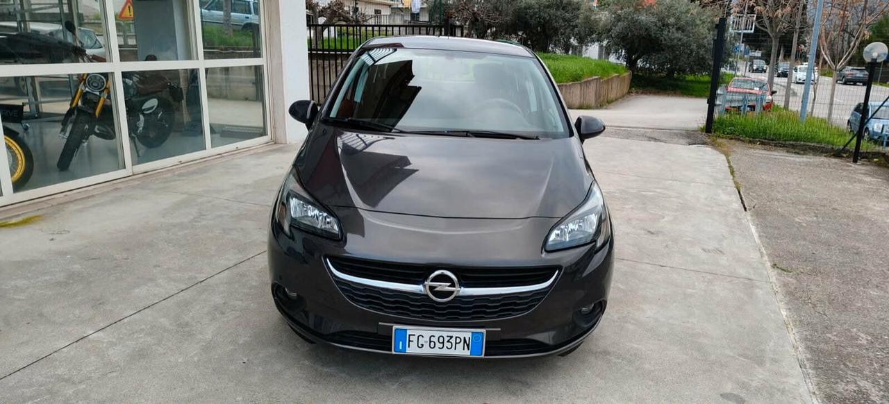 Opel Corsa 1.4 Benzina 90CV 5 porte b-Color