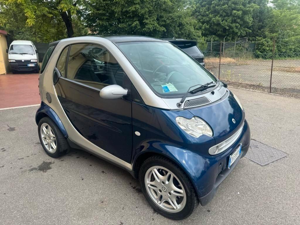 Smart Smart 700 smart city-coupé pure (45 kW)