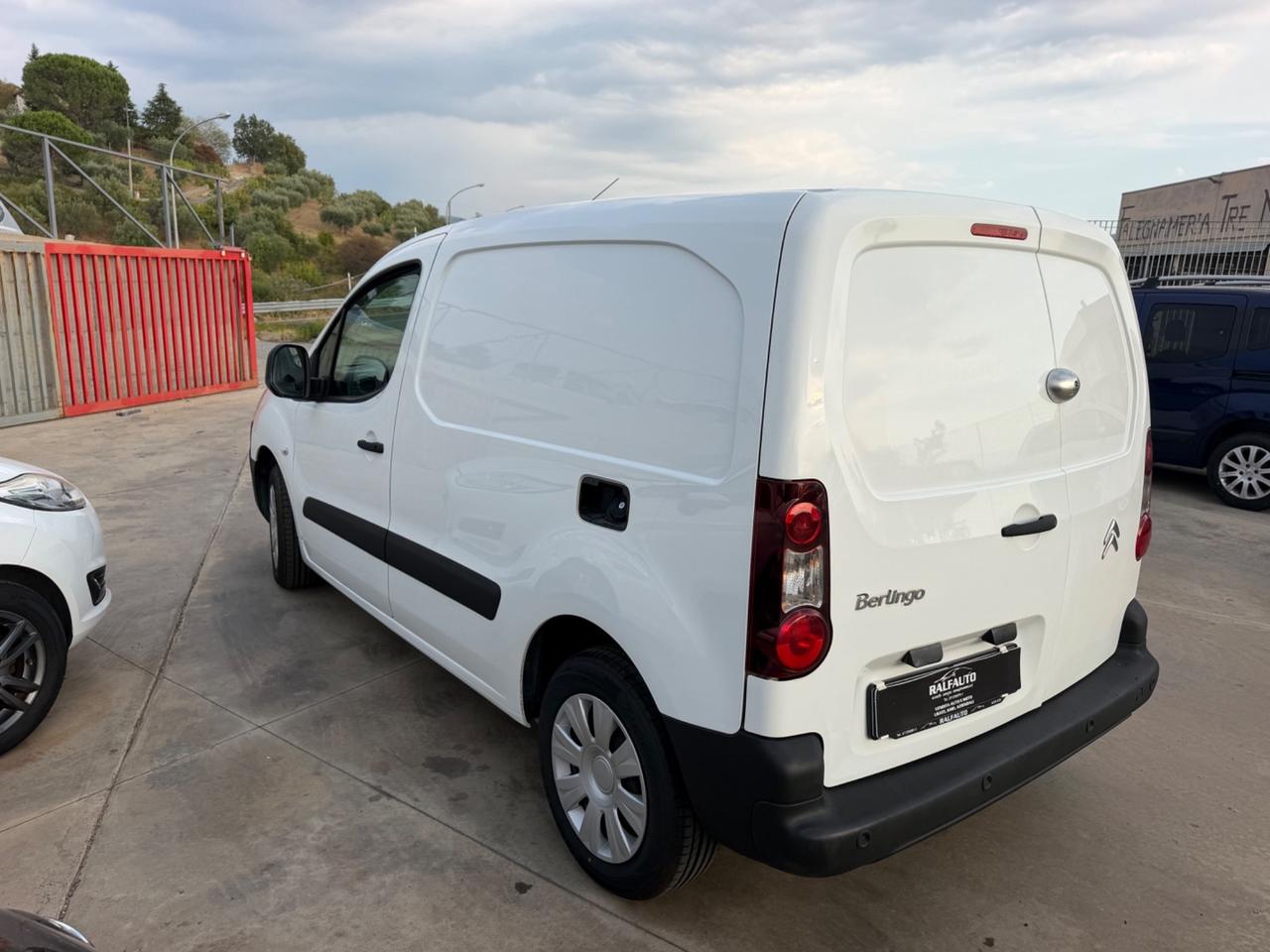 Citroen Berlingo 1.6 HDi 75 Van 3 posti Club L1