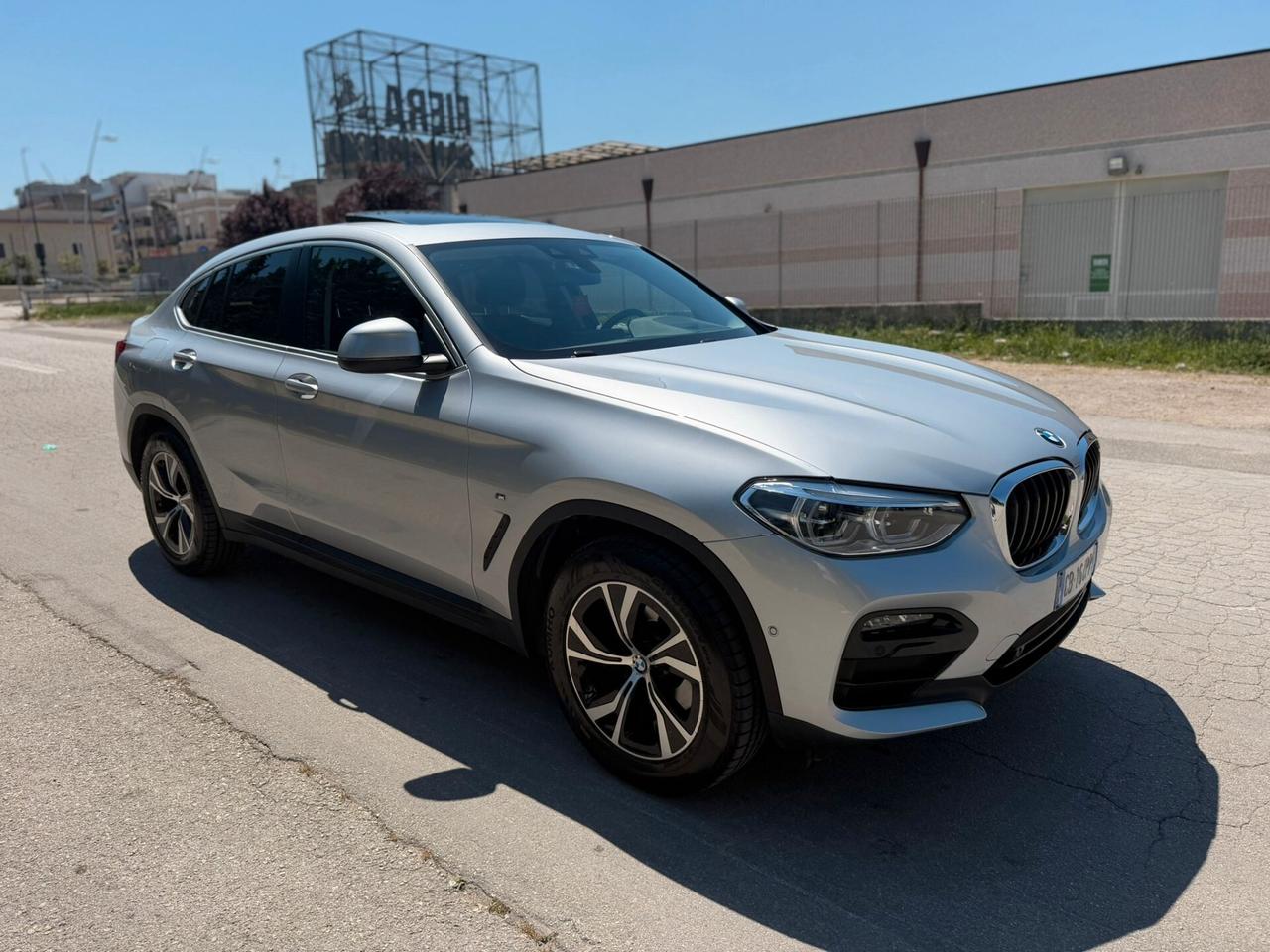 Bmw X4 xDrive20d 48V xLine TETTO-LUCI-HEAD-UP DISPLAY