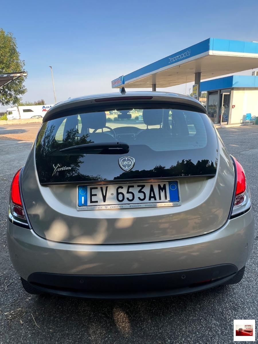 LANCIA - Ypsilon - 0.9 T.Air 85 CV 5 porte Metano Ecochic Gold