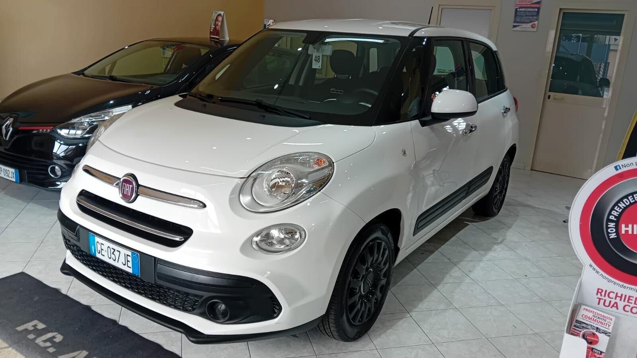 Fiat 500L Pro 1.6 MJT 120CV Mirror
