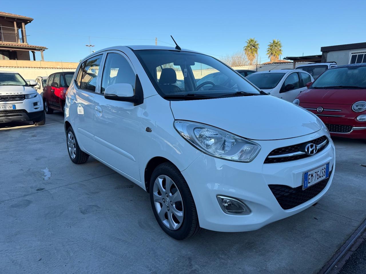 Hyundai i10 1.1 Cambio Automatico