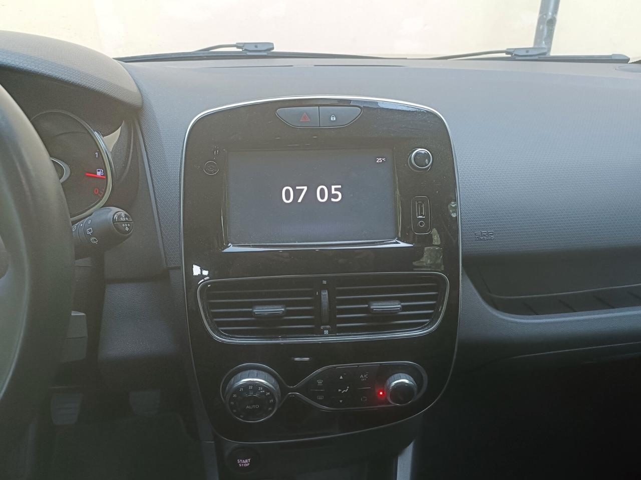 Renault Clio TCe 12V 90CV Start&Stop 5 porte Energy Zen
