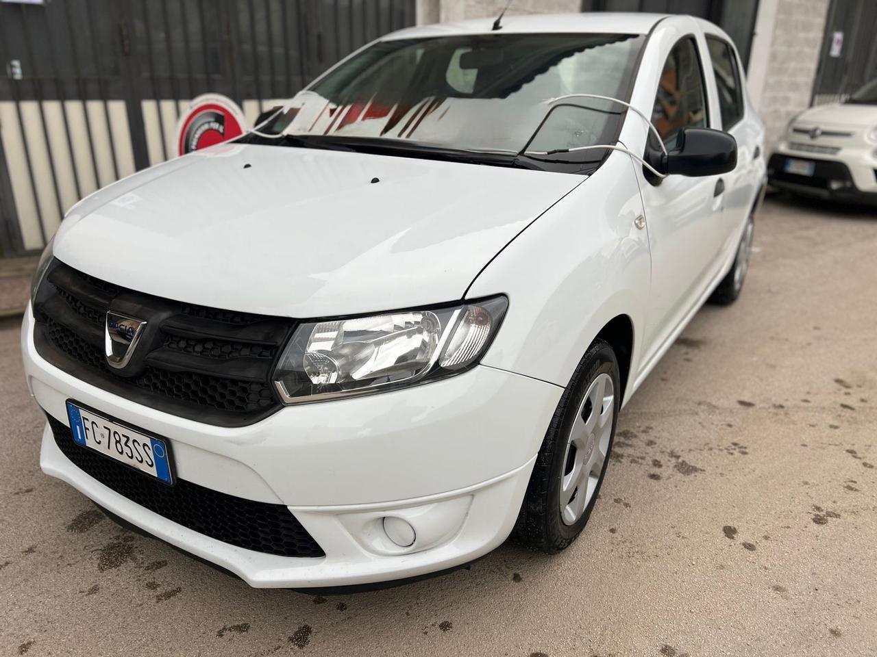 Dacia Sandero 1.2 75CV Lauréate