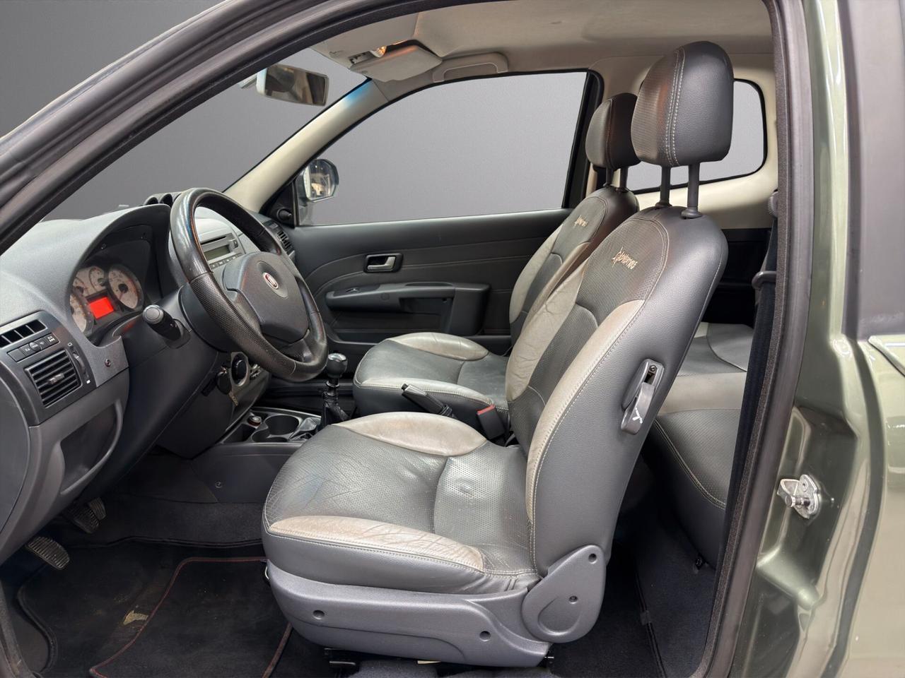 Fiat Strada 1.3 MJT 95CV Pick-up DC Adventure