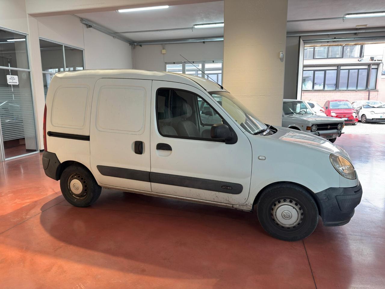 NISSAN KUBISTAR