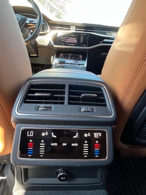 Audi RS6 RS 6 Avant 4.0 TFSI V8 quattro tiptronic