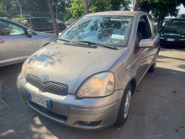 Toyota Yaris 1.0i 16V cat 3 porte Sol