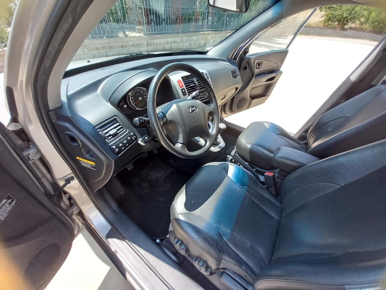 Hyundai Tucson 2.0 CRD 4x4 Dynamic solo 70000 km!!!