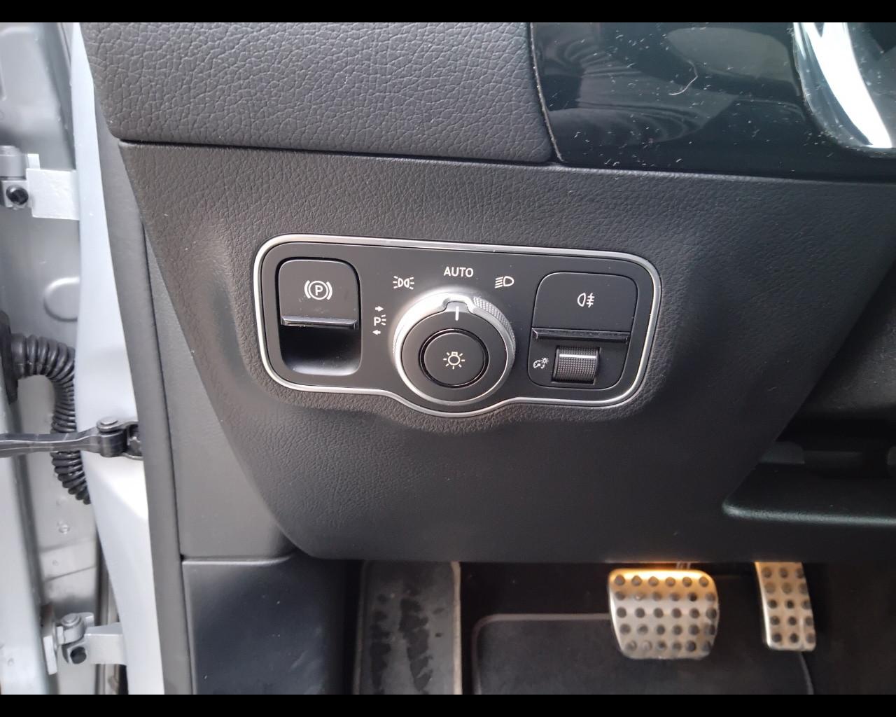 Mercedes-Benz GLA-H247 2023 - GLA 200 d AMG Line Advanced Plus auto