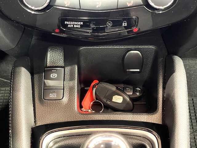 Nissan Qashqai 1.3 DIG-T 140 CV N-Connecta
