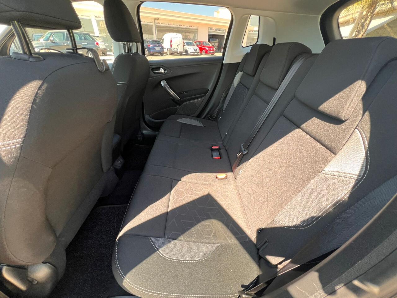 Peugeot 2008 1.6 bluehdi Active 75cv my16