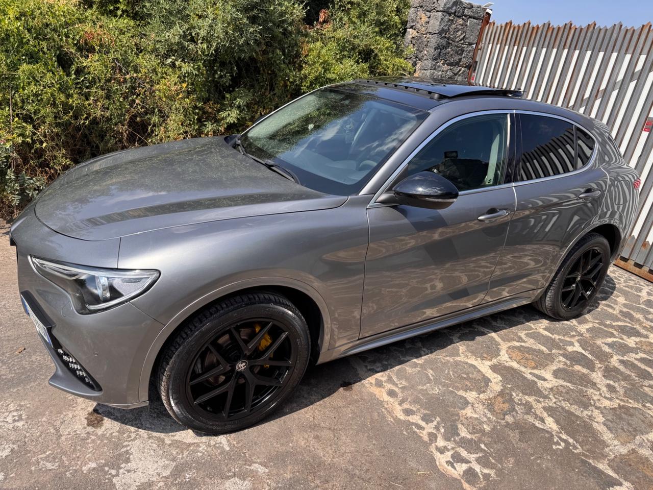 Alfa Romeo Stelvio 2.0 Turbo benzina 280cv