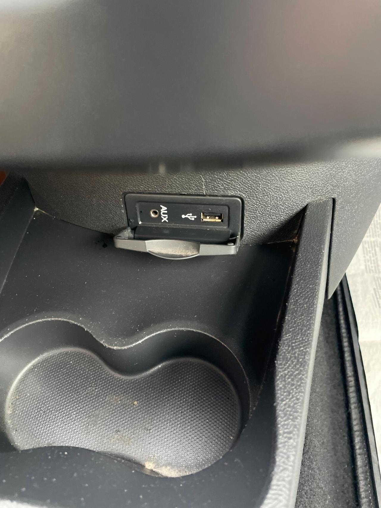 Renault Clio 1.2 GPL 5p Dynamique Distribuzione Tagliandata Neopatentati