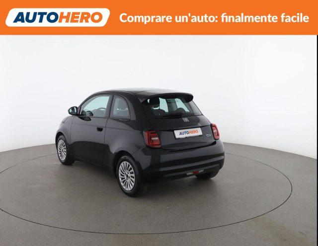 FIAT 500e Berlina 23,8 kWh Action
