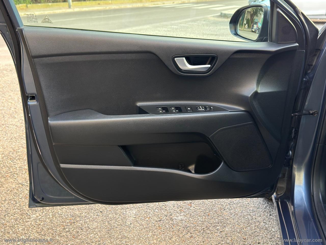 KIA Rio 1.4 CRDi 90 CV 5p. Cool