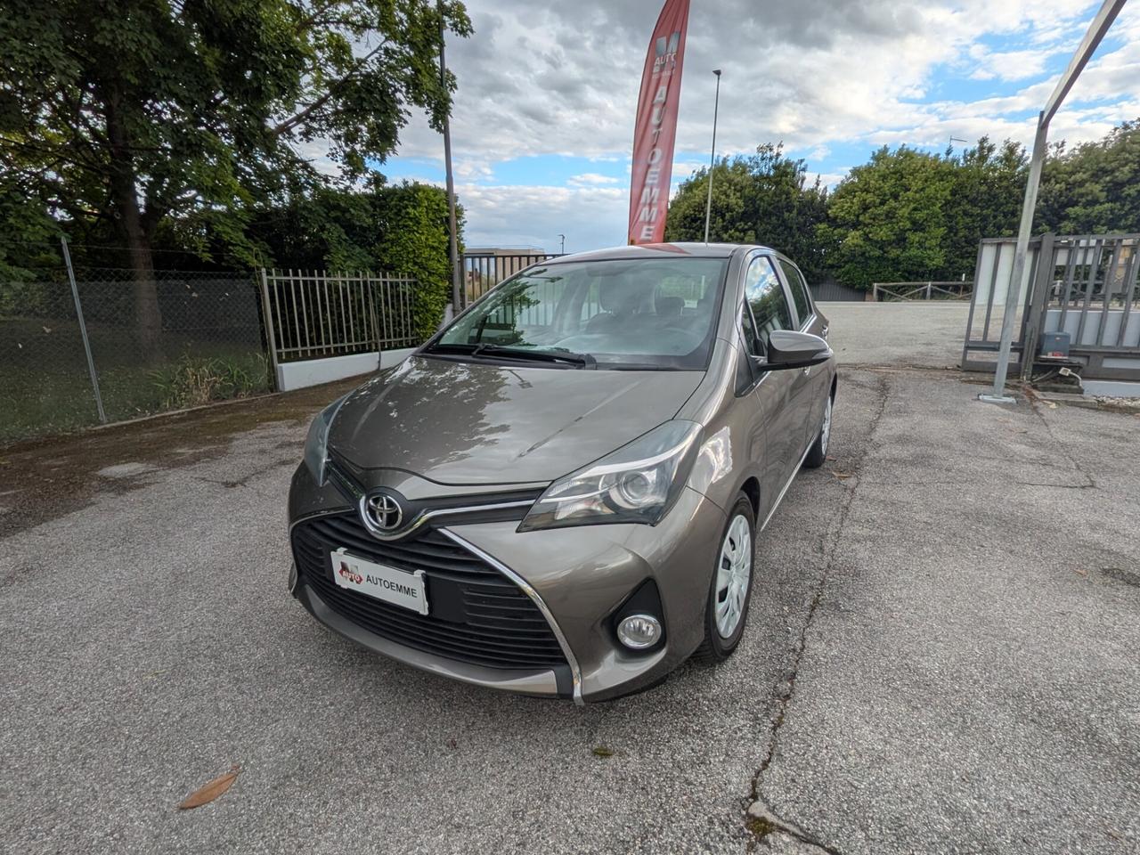 Toyota Yaris 1.0 5 porte Active