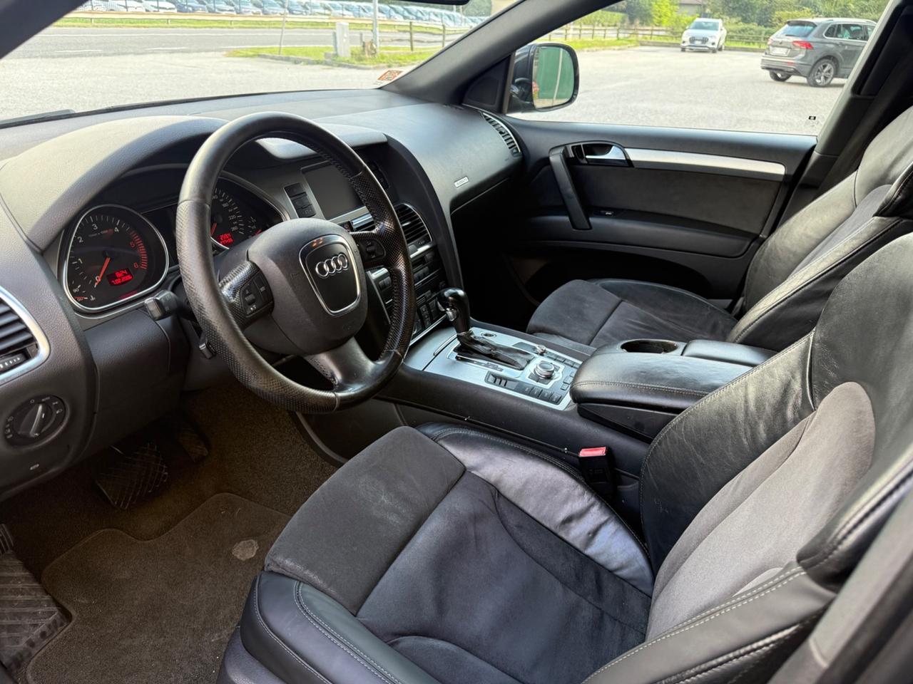 Audi Q7 3.0 V6 TDI 233CV quattro tiptronic
