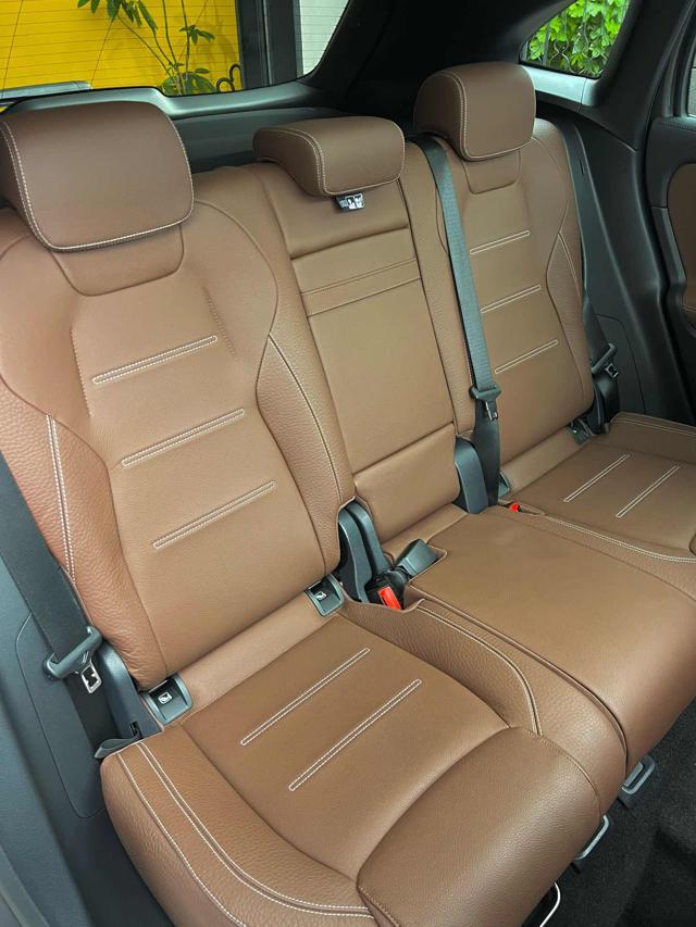 MERCEDES-BENZ GLA 180 d Auto Premium Tetto Ita UniPro KmCertif.