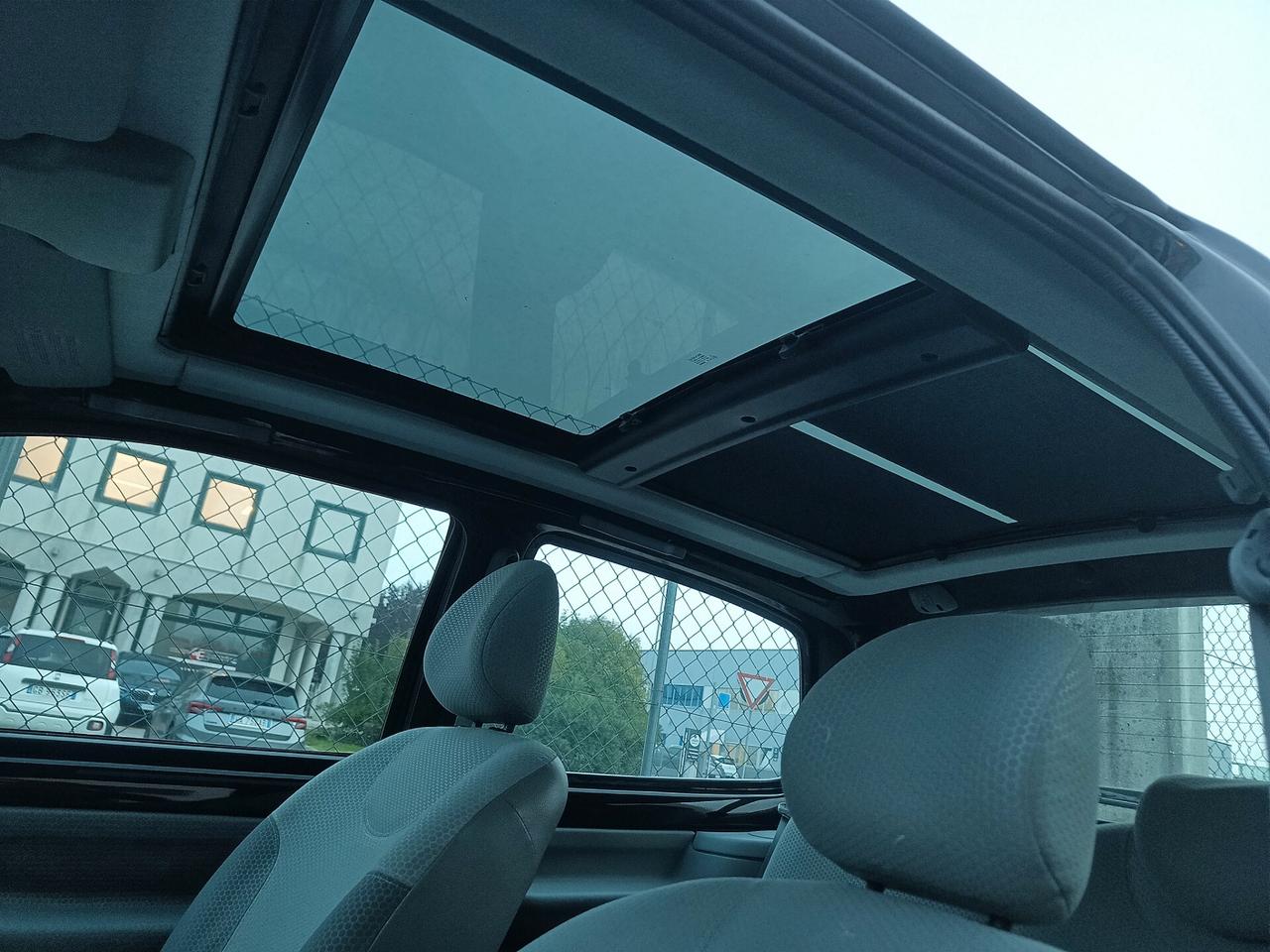 Renault Twingo 1.2 16V Quickshift Privilège