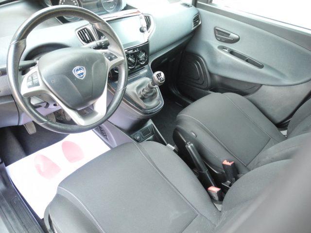 LANCIA Ypsilon 1.0 FireFly 5p. S&S Hybrid Gold - OK NEOPATENTATI