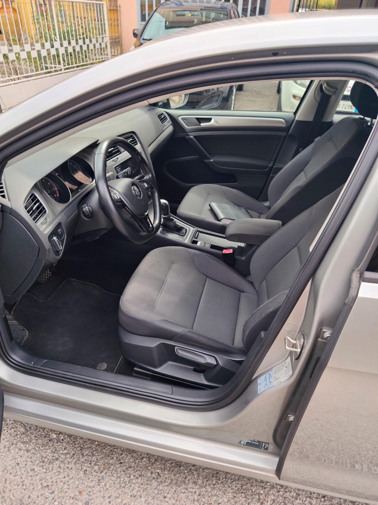 Volkswagen Golf Business 1.4 TGI DSG 5p. Highline BlueMotion