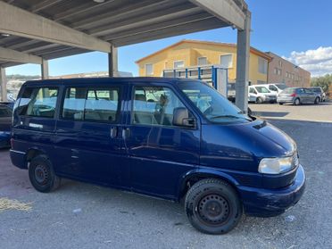 Volkswagen Transporter T4 2.5 TDI