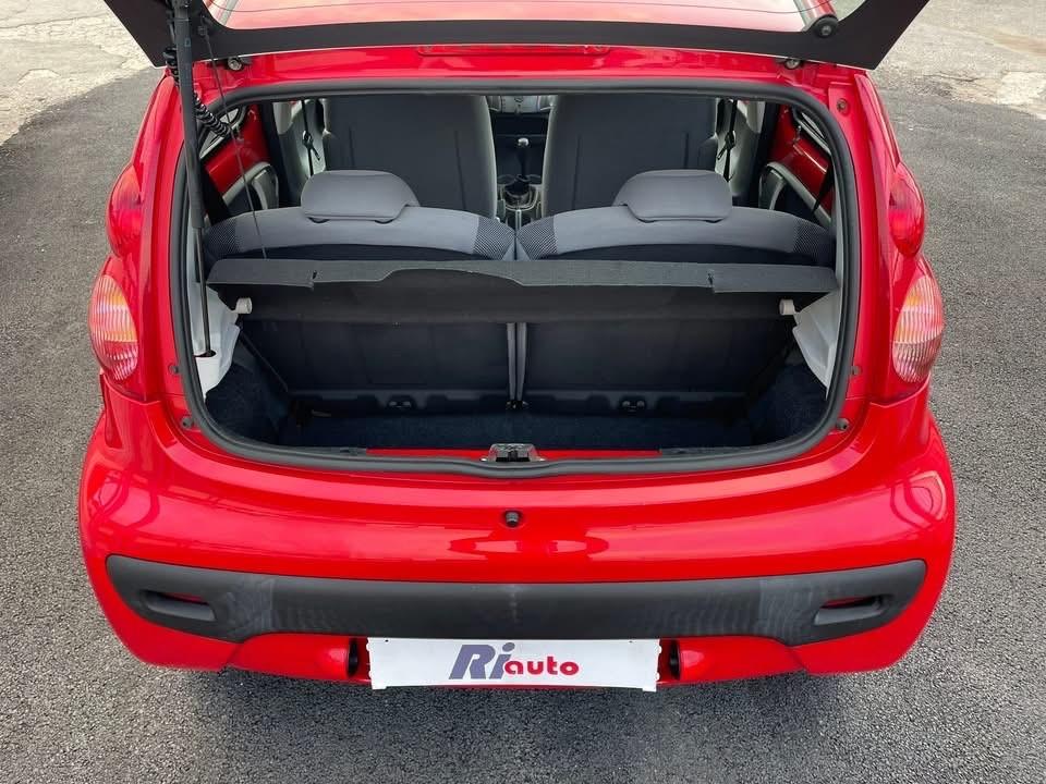 Peugeot 107 5p. Plaisir