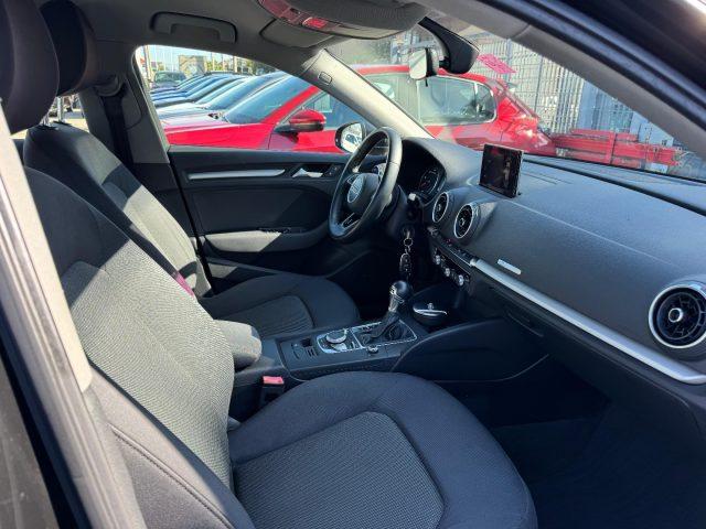 AUDI A3 1.6 TDI 116 CV S tronic Sport