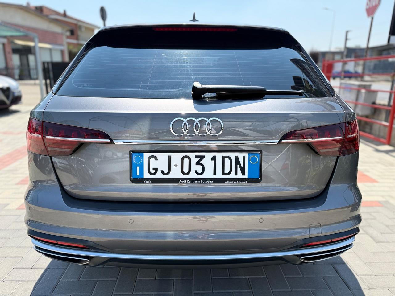 Audi A4 Avant 35 TDI/163 CV S tronic Business Advanced